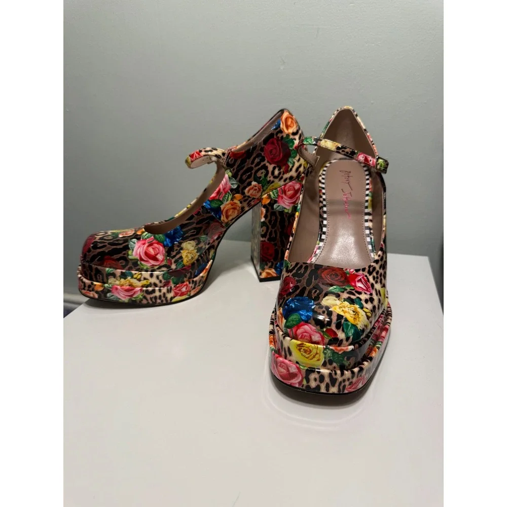 Betsey Johnson Blondie Mary Jane Pumps Womens 10 Multi Leopard Floral Good Heel